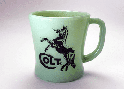 コルト・ファイヤーアームズ社マグカップ